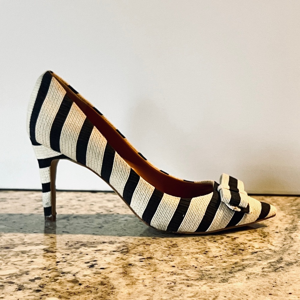 J. CREW FACTORY WOMEN’S HEELS PUMPS BOW OFF-WHITE & NAVY BLUE STRIPES SIZE 7.5